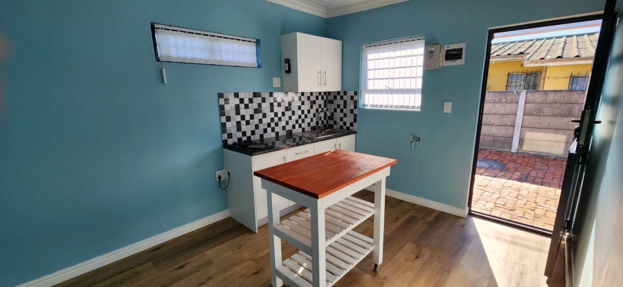 To Let 1 Bedroom Property for Rent in Klipkop Western Cape